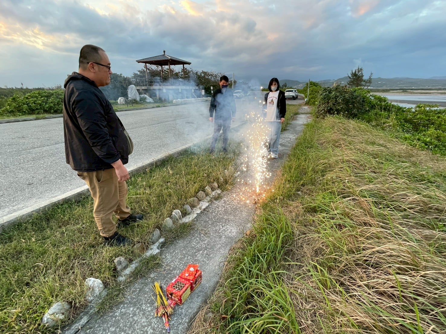 春節夜間11時至上午7時禁放爆竹、煙火 炮屑與紙盒應清除 